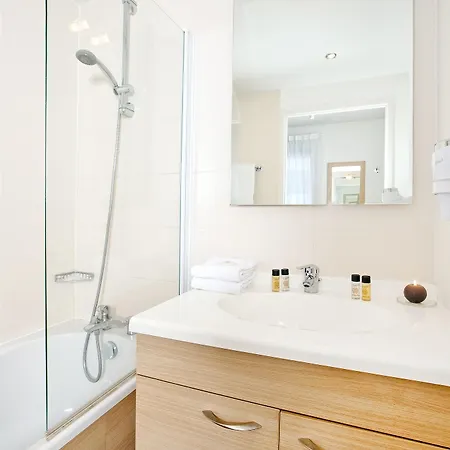 Residhome Ferrand Gergovia Aparthotel 3*